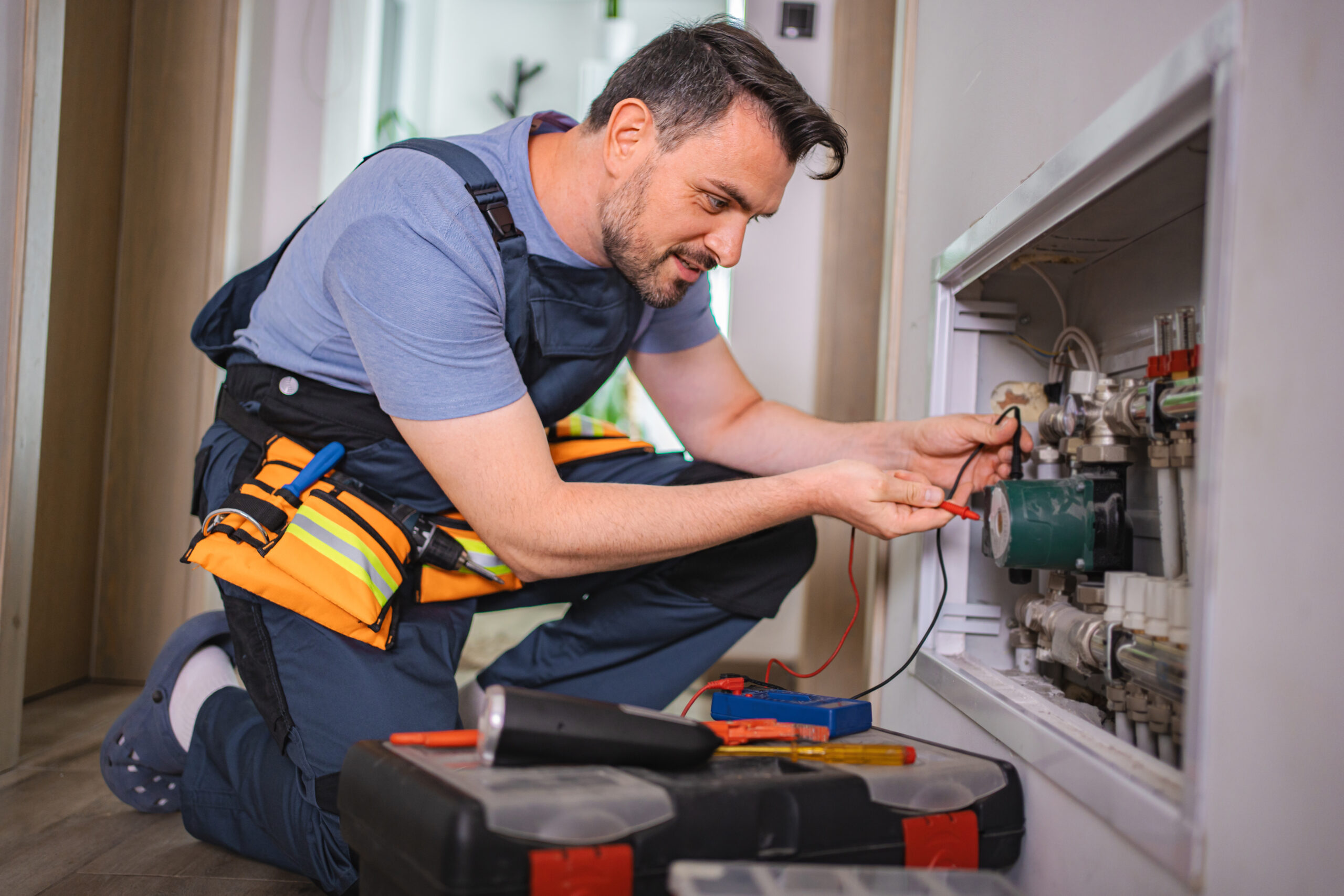 10 Signs You Need an Electrician Immediately